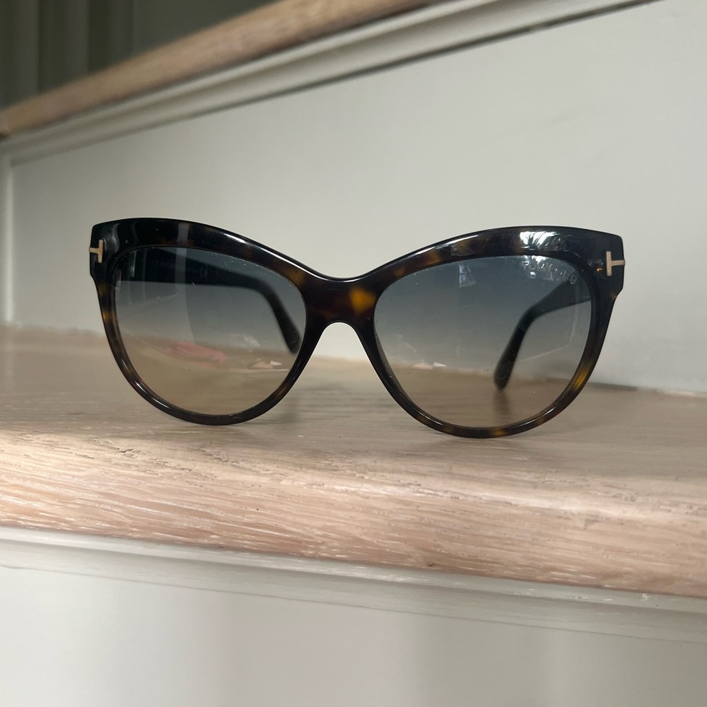 Tom Ford cat eye sunglasses